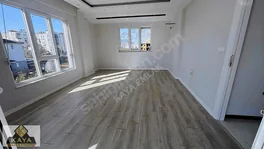 Katta tek lüks site ve caddeye yakın geniş 3+1 — fotoğraf 23
