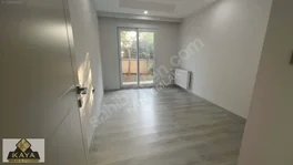 Havuzlu Güvenlikli Lüks Sitede Cam Balkonlu 3+1 Bahçe Katı — fotoğraf 15