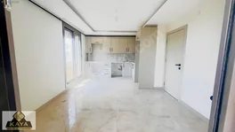 Caddeye Yakın Katta Doğalgazlı 2+1(Aynı Binada 2 Daire Var) — fotoğraf 1