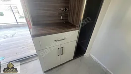 Site kalitesinde giyinme odalı ebeveyn banyolu geniş 2+1 — fotoğraf 18