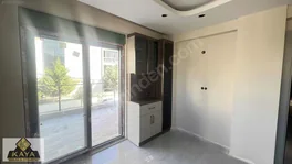 Site kalitesinde giyinme odalı ebeveyn banyolu geniş 2+1 — fotoğraf 19