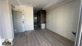 Site kalitesinde giyinme odalı ebeveyn banyolu geniş 2+1 — fotoğraf 25