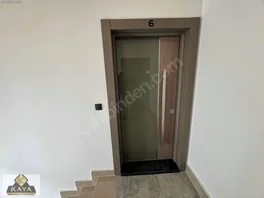 Caddeye Yakın Katta 1. Sınıf İşçilik 2+1 — fotoğraf 12